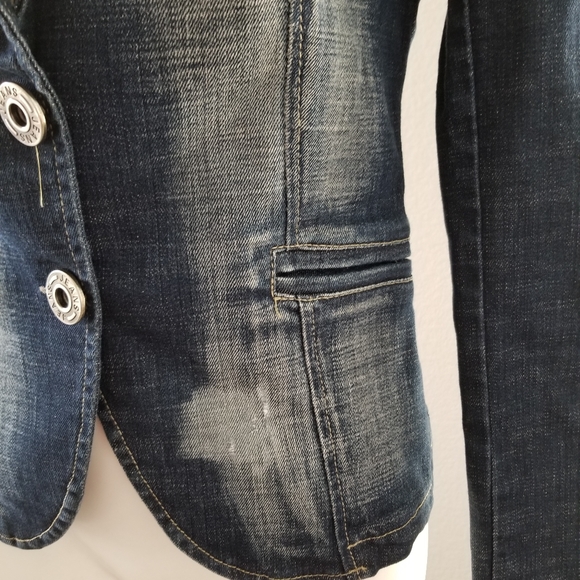 Jean Jacket - Picture 7 of 10